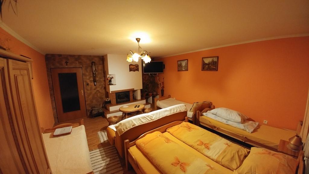 Privat U Zdenky Hotel Tvrdosin Luaran gambar